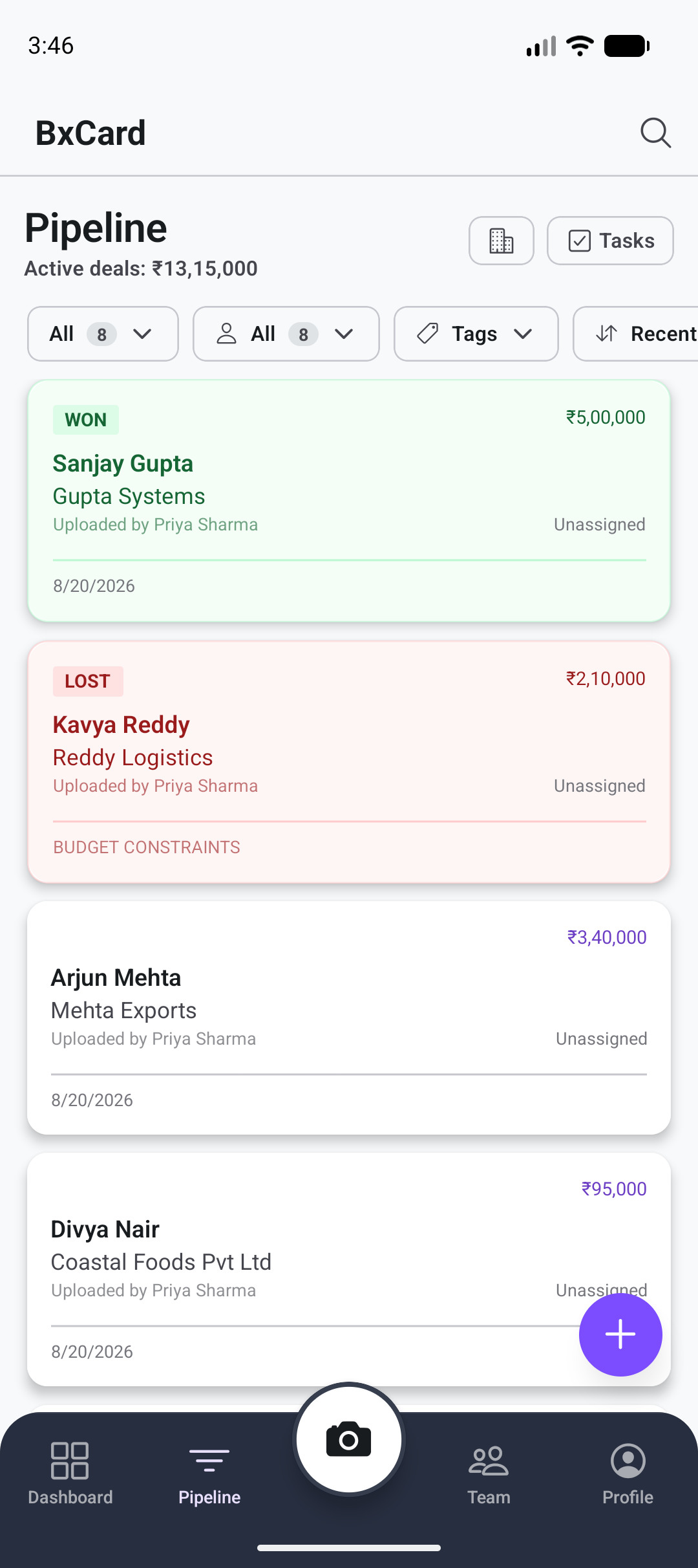 BxCard pipeline screen showing leads with stage, deal value, and status